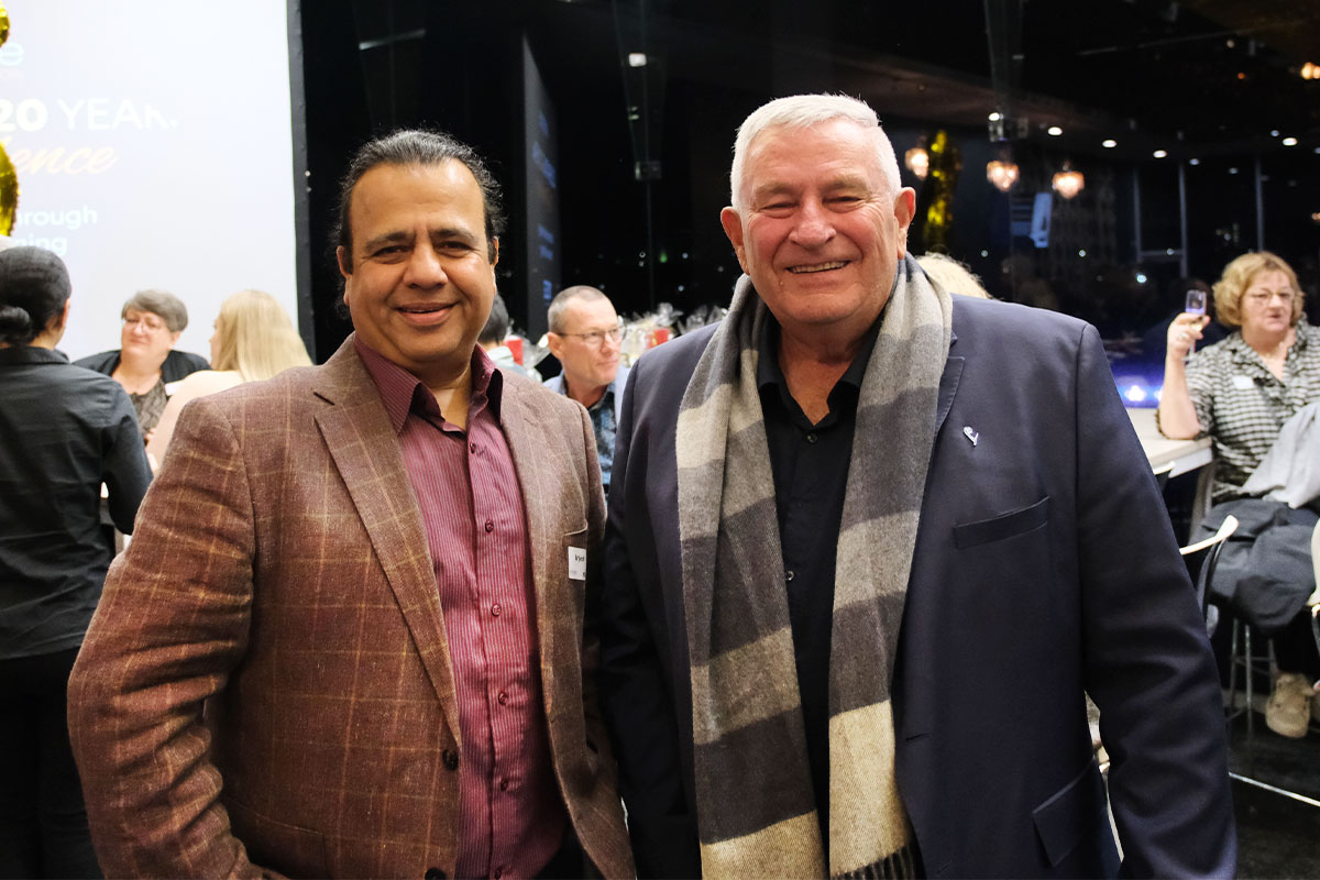 NZSEG Founder Brijesh Sethi with Edvance Founder Peter Robieson.